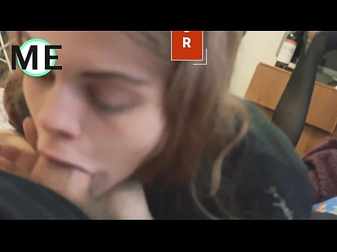 ❤️ Grleni kurac, poderane najlonke i poderane pete lijepo je upoznati ️ Porno kod nas ️❤